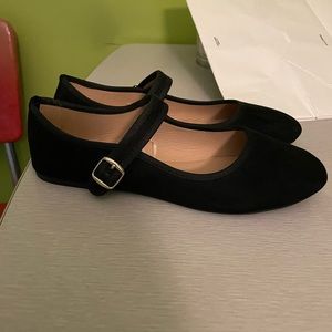 Size 9 black Mary Janes